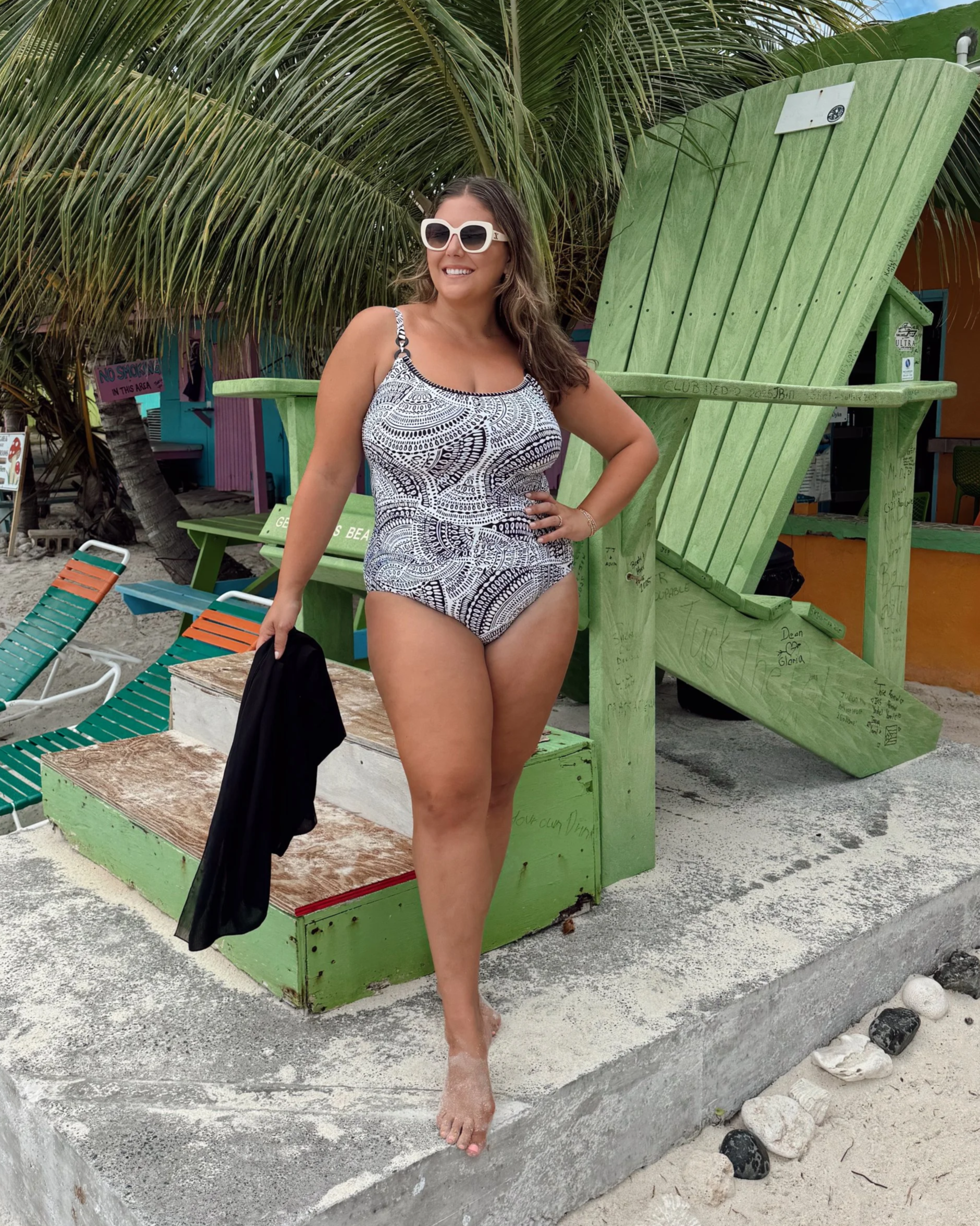 The Ultimate Women's Swimwear & Cover-Up Guide 2026: Stylish